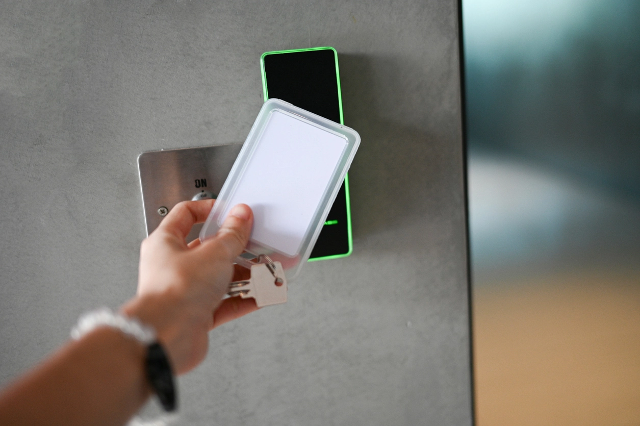 mobile phone credential used with Kisi access control system