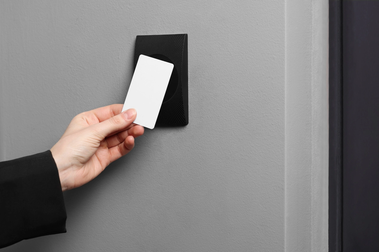 PDK access control credential reader for commercial facility
