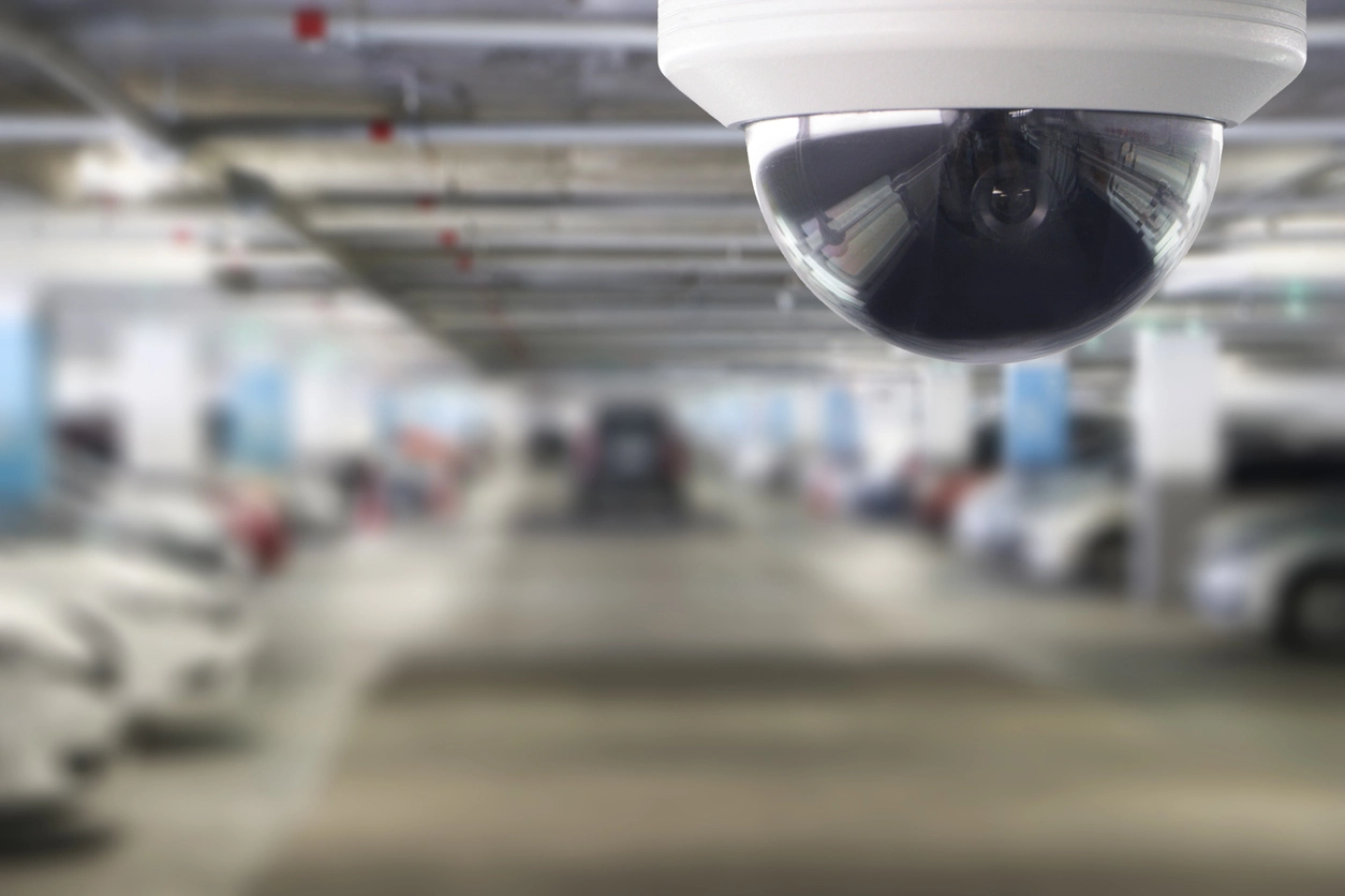 gym parking lot surveillance cameras