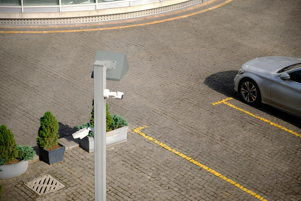 megapixel security camera monitoring building entrance for face detail