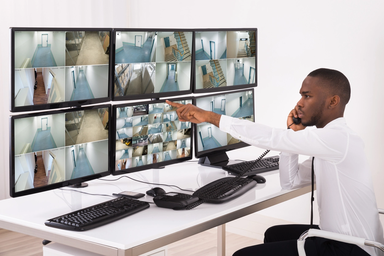 security camera specialist planning quote during virtual site visit